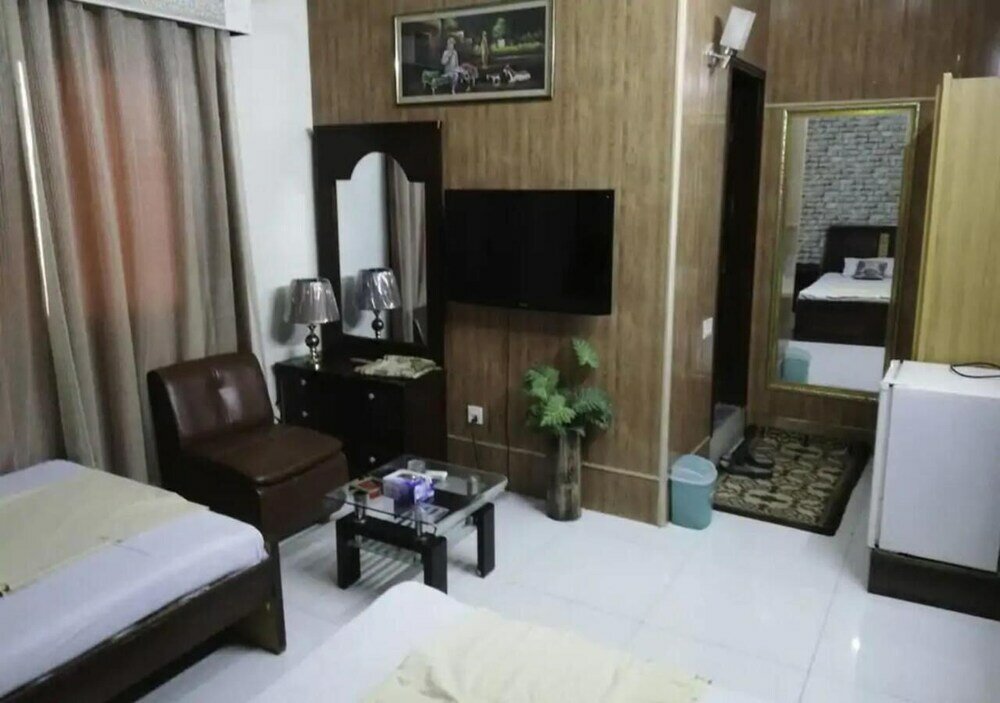 Фото Autobahn Guest house