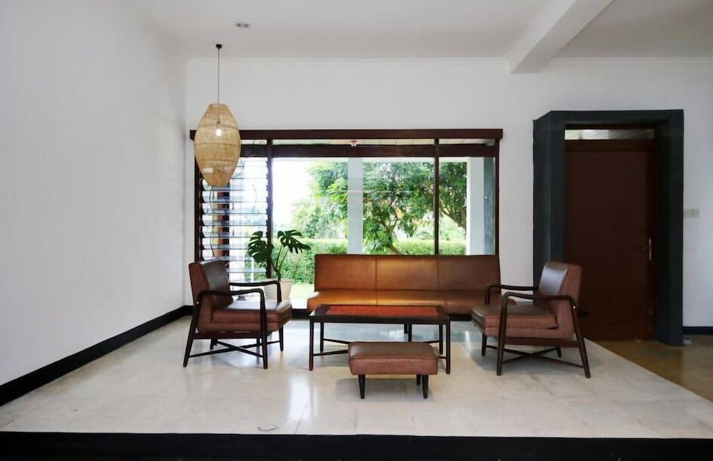 Фото Rarem Bed and Breakfast