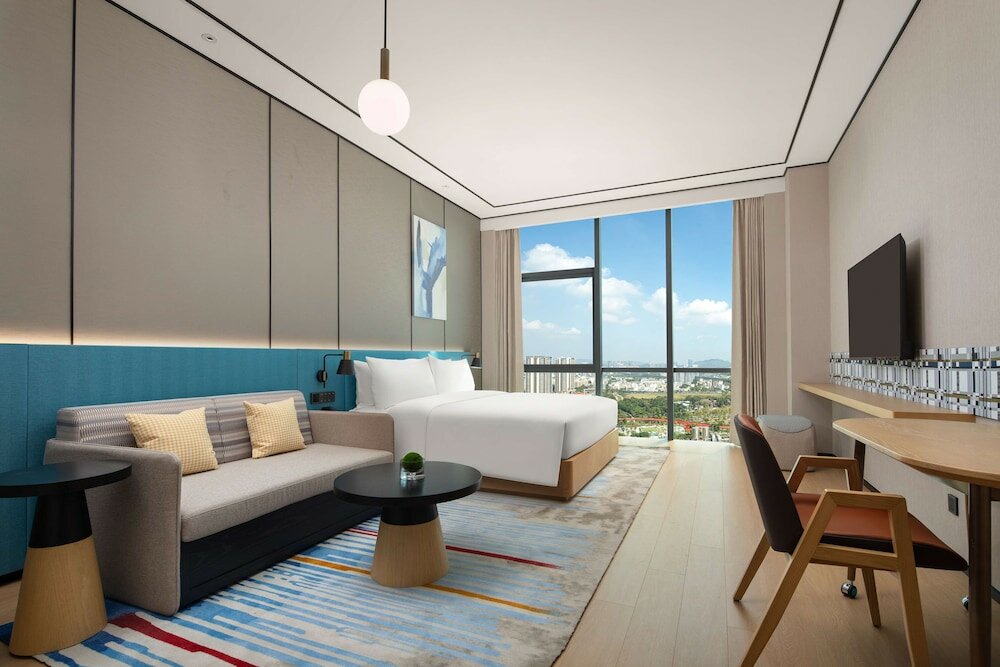 Фото Hilton Garden Inn Shenzhen Guangming Hongqiao Park