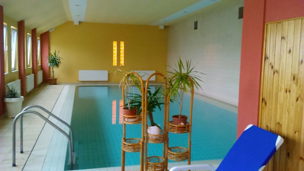 Фото Világos Hotel Balatonvilágos