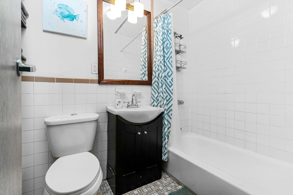 Фото Perfectly Located near Restaurants, Shops, & Sites