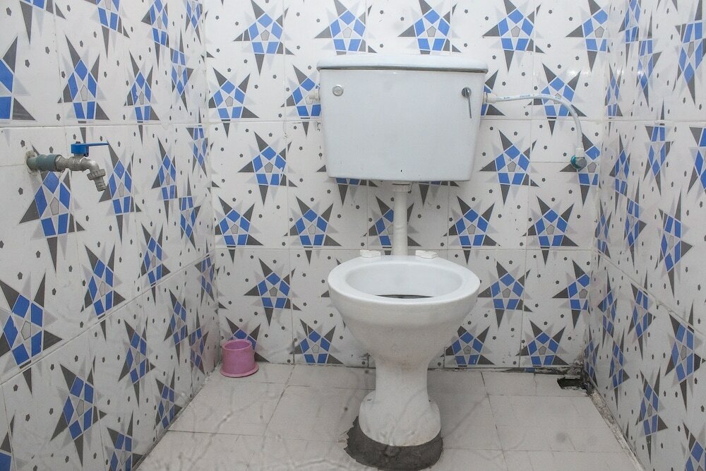 Фото Sarank Garden Hotel