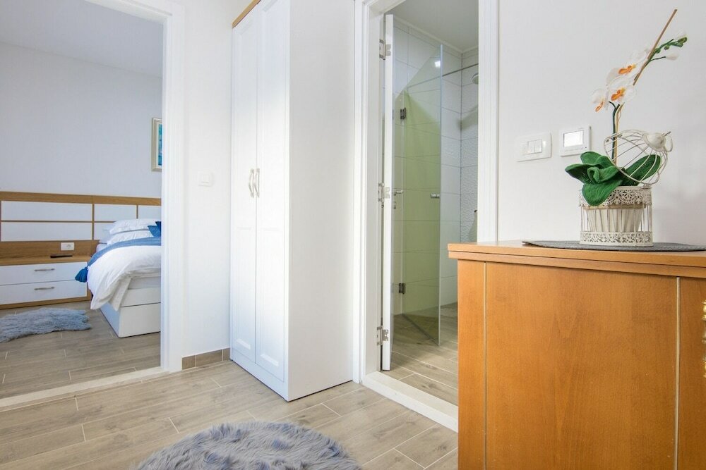 Фото Stipe - With Pool - H