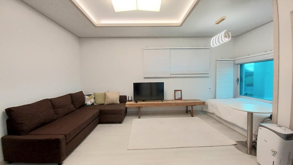 Фото Yeosu Artist Pension