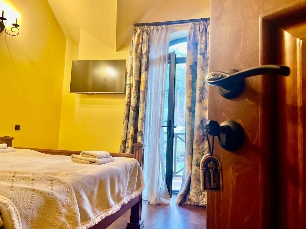 Фото Villa Alexander Hotel Dilijan