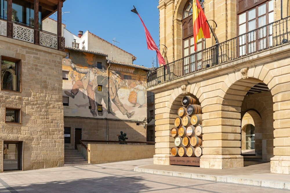 Фото Limehome Haro Calle de la Vega