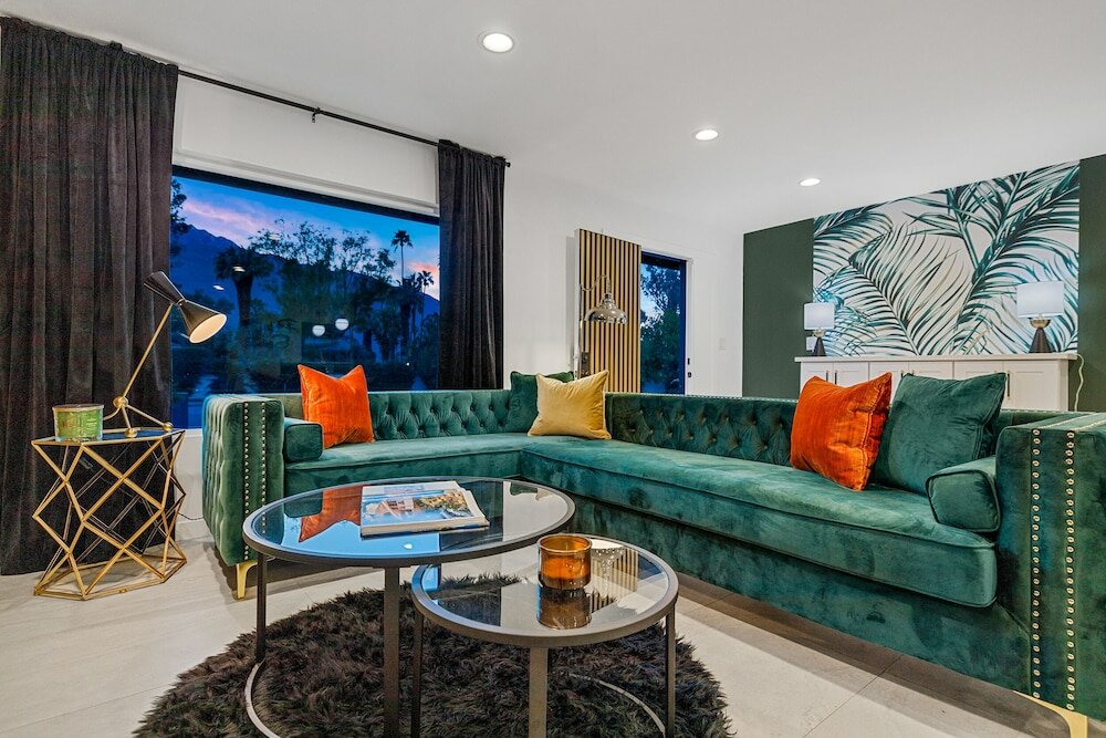 Фото Side by Side Lux Homes