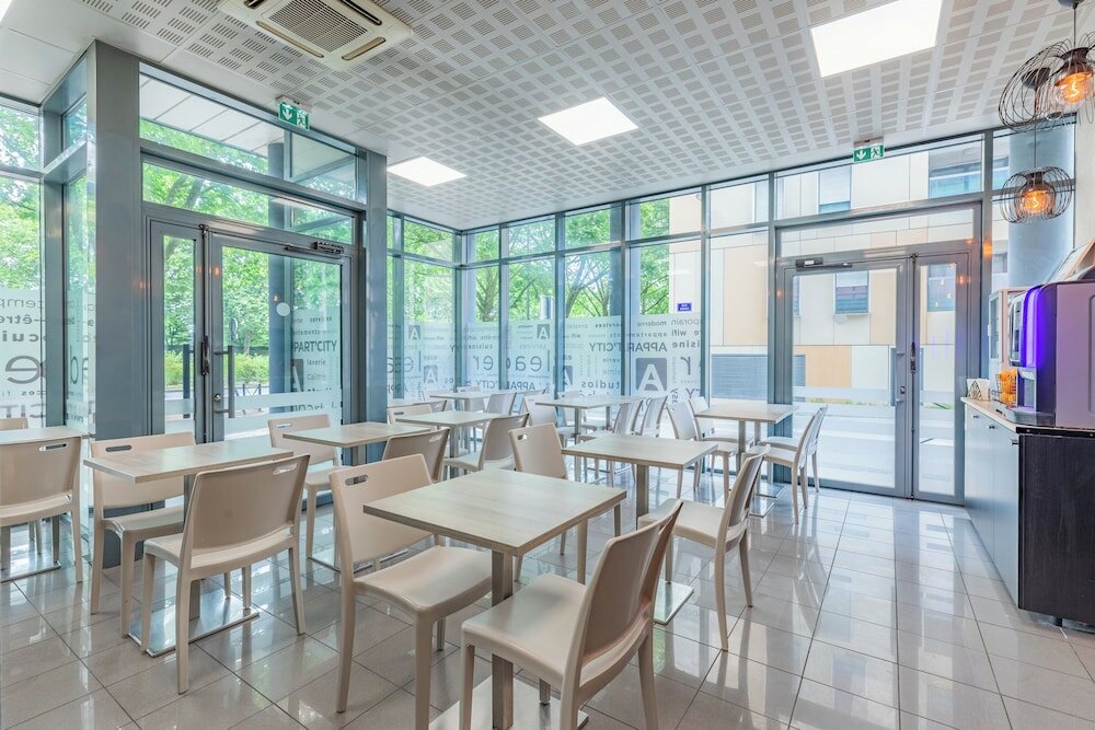 Фото Appart'City Bordeaux Centre