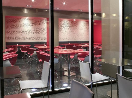 Фото Una Hotels Bologna Centro