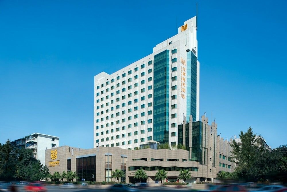 Фото Chengdu Tianfu Sunshine