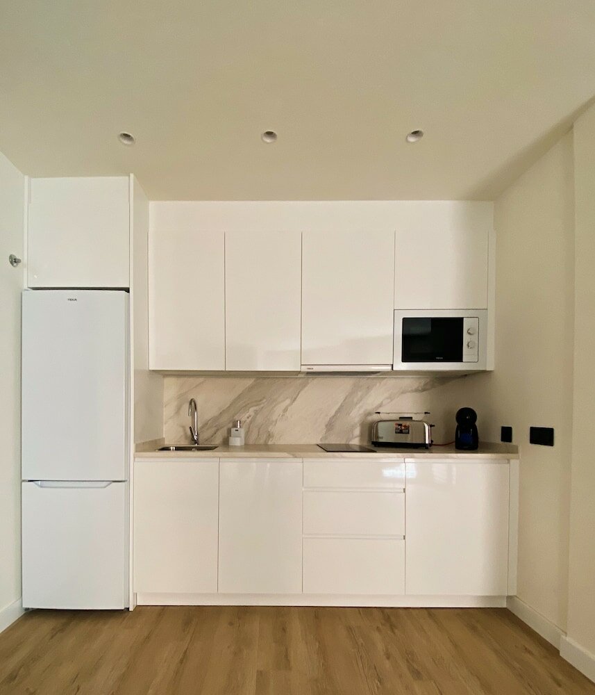 Фото Apartamentos Málaga Premium - Calle San Telmo