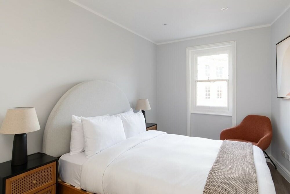 Фото The Hammersmith Nook - Captivating 5bdr Flat