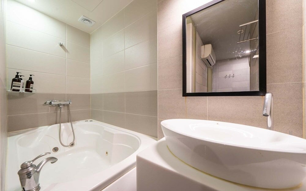 Фото Busan Yeonsandong Ambers	