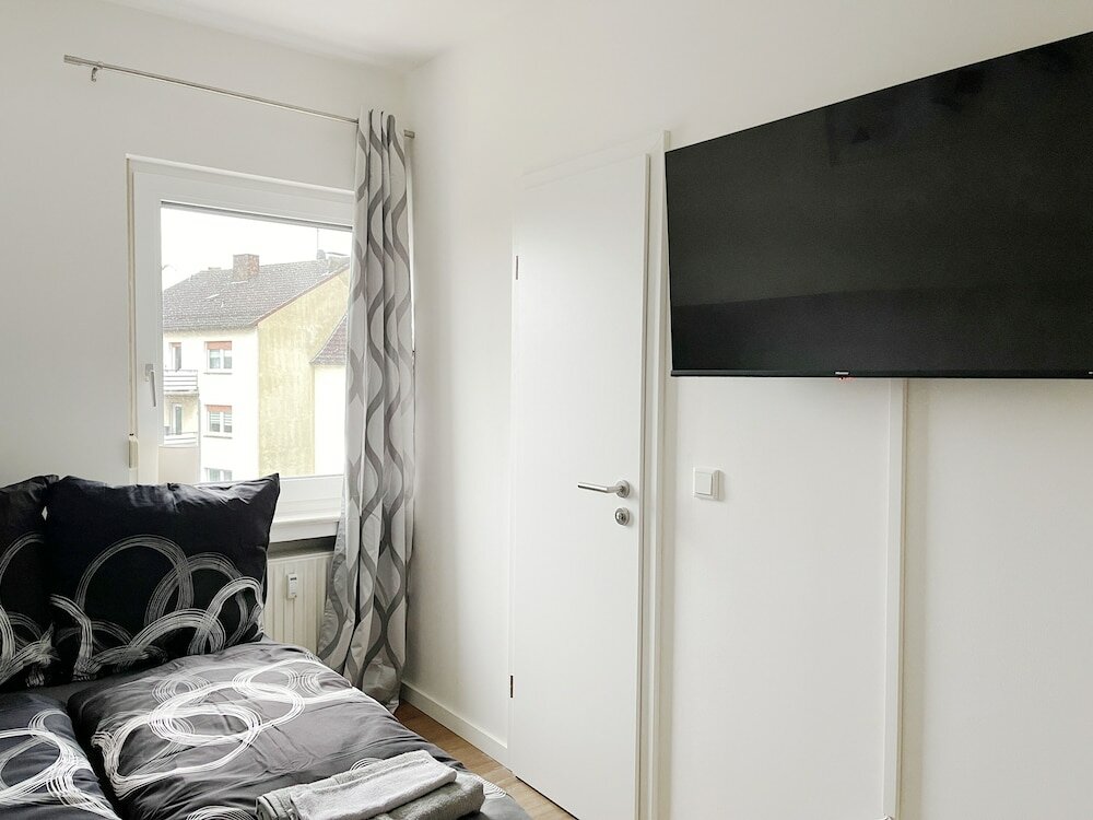 Фото Apartments for fitters i Schützenstr. 4-12 i home2share