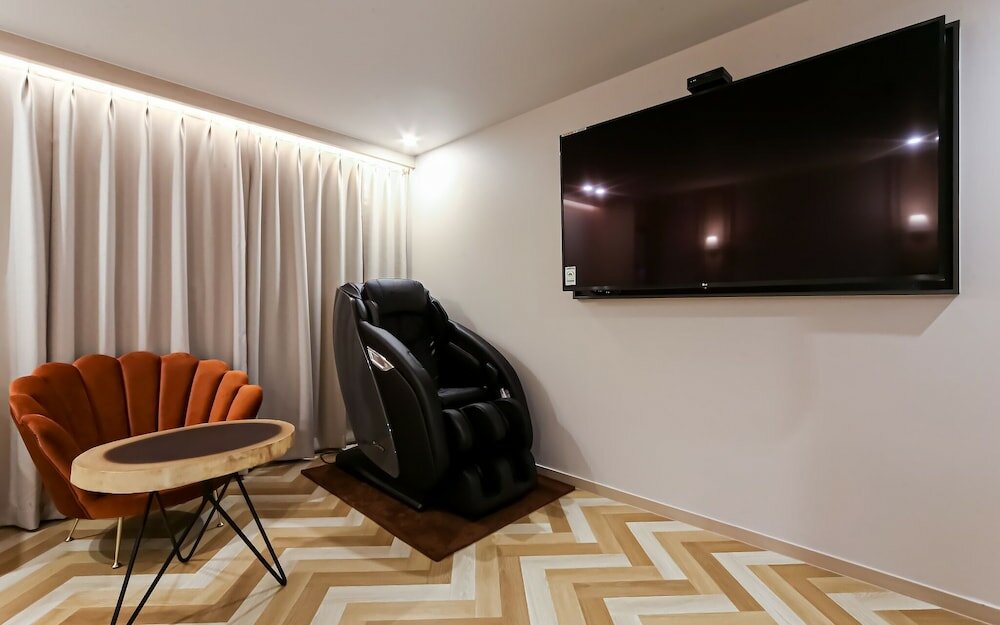 Фото Busan Guseodong French Code