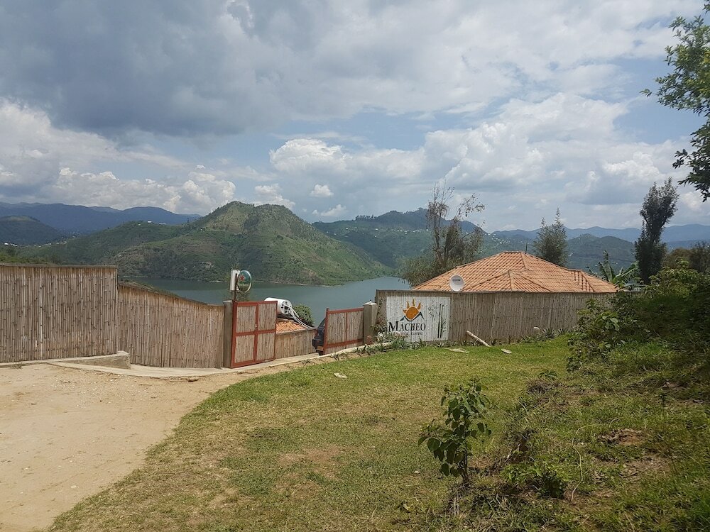 Фото Macheo Ecolodge Camping