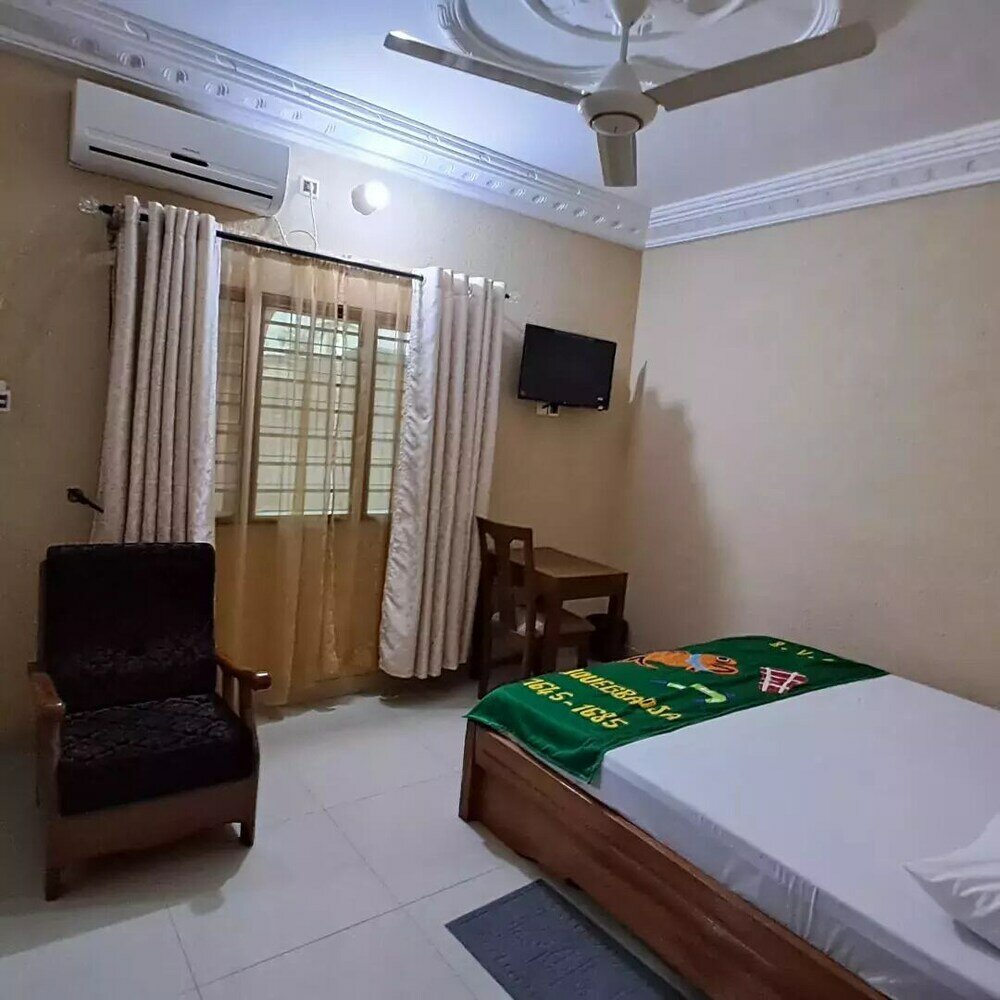 Фото Hôtels bois vert