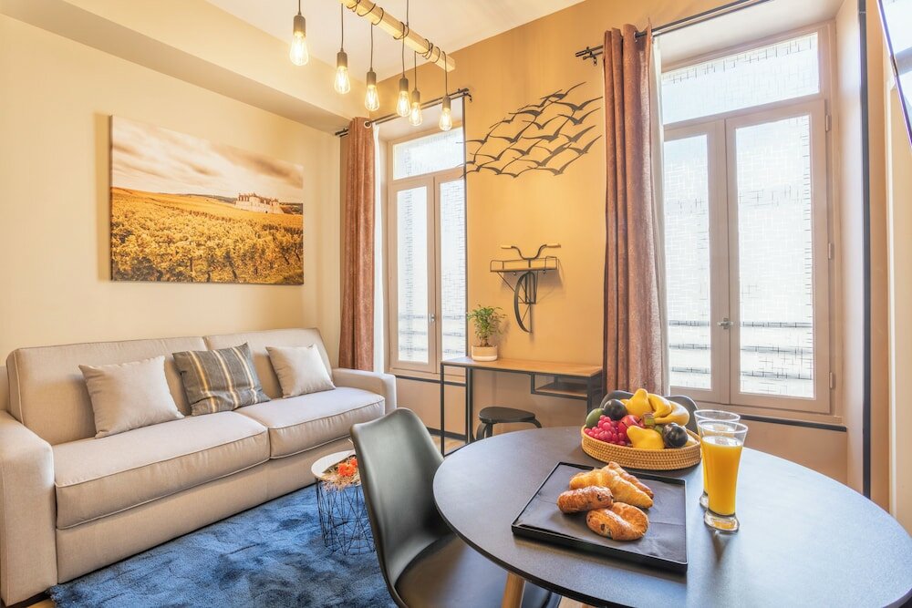 Фото Adira Résid'Marseille Vieux-Port