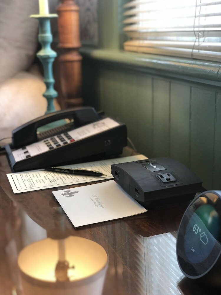 Фото Chambery Inn