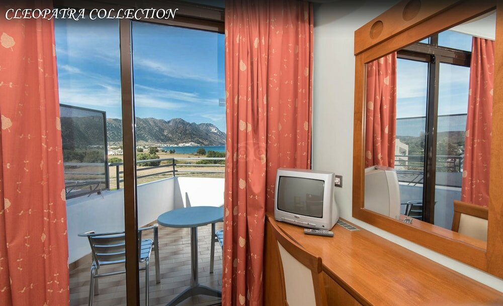 Фото Cleopatra Superior