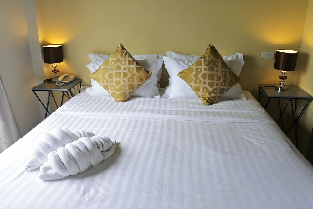 Фото H Hotel Phrasing