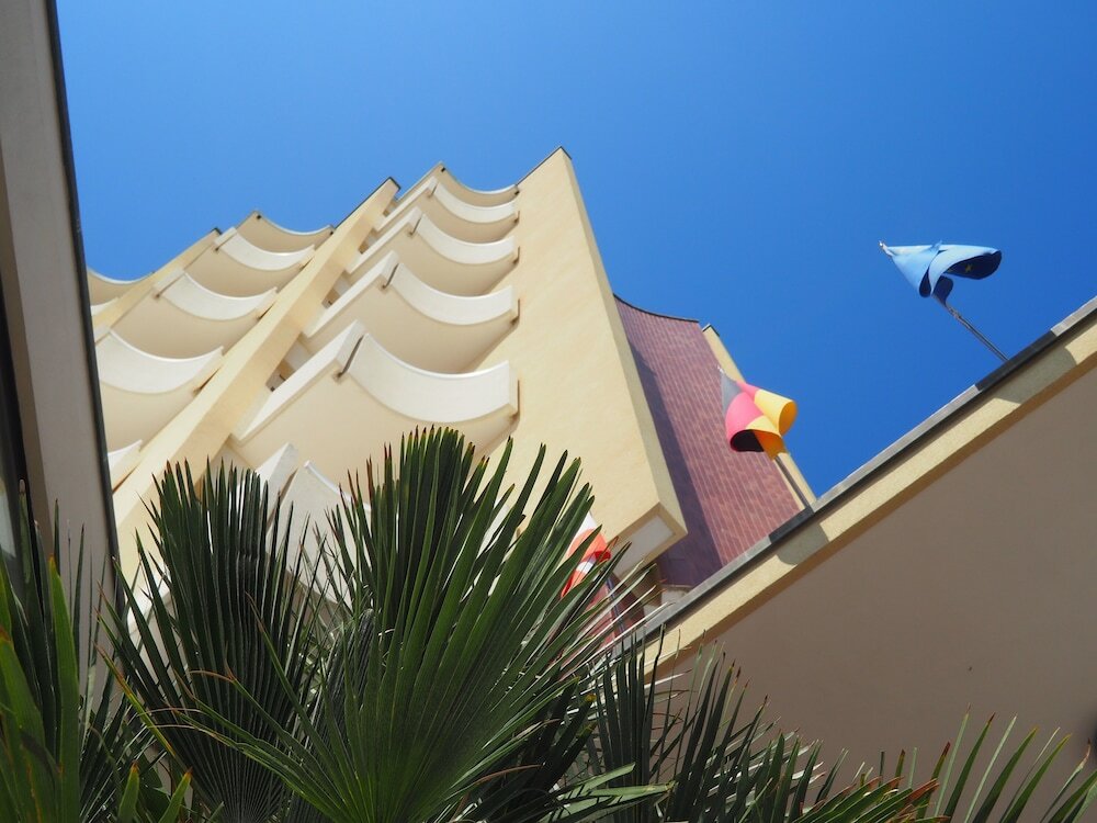 Фото Hotel Colorado Cesenatico