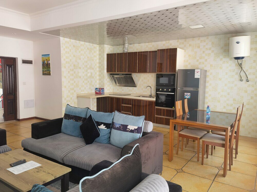 Фото Chateau Towers Hotel Apartment