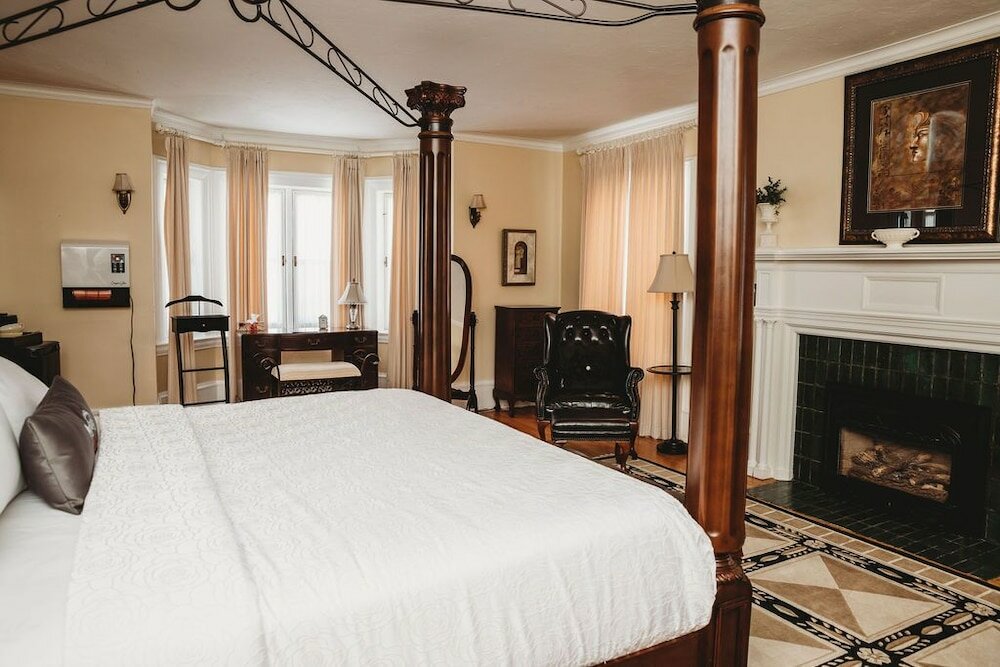 Фото Grey Gables Inn