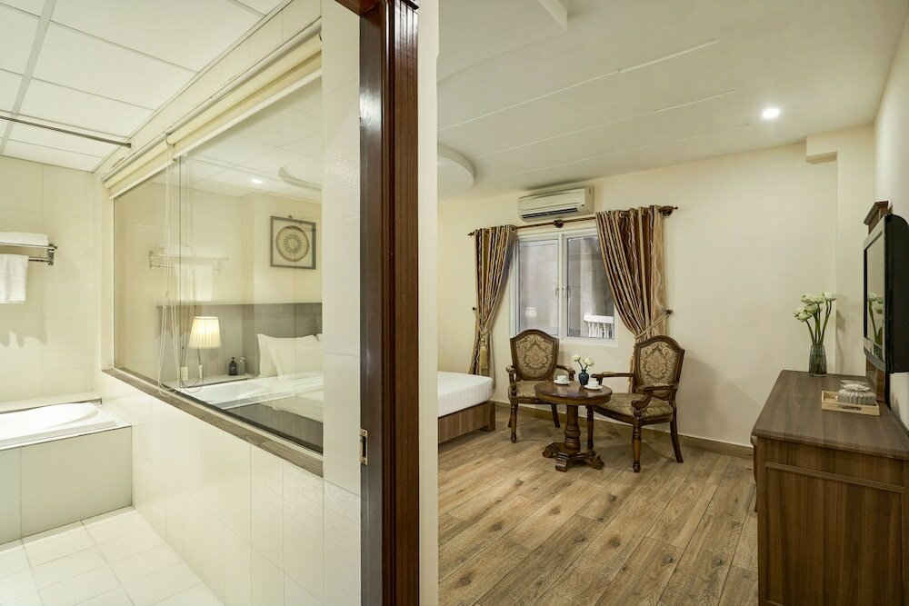 Фото Sky Gem Hotel  Ben Thanh