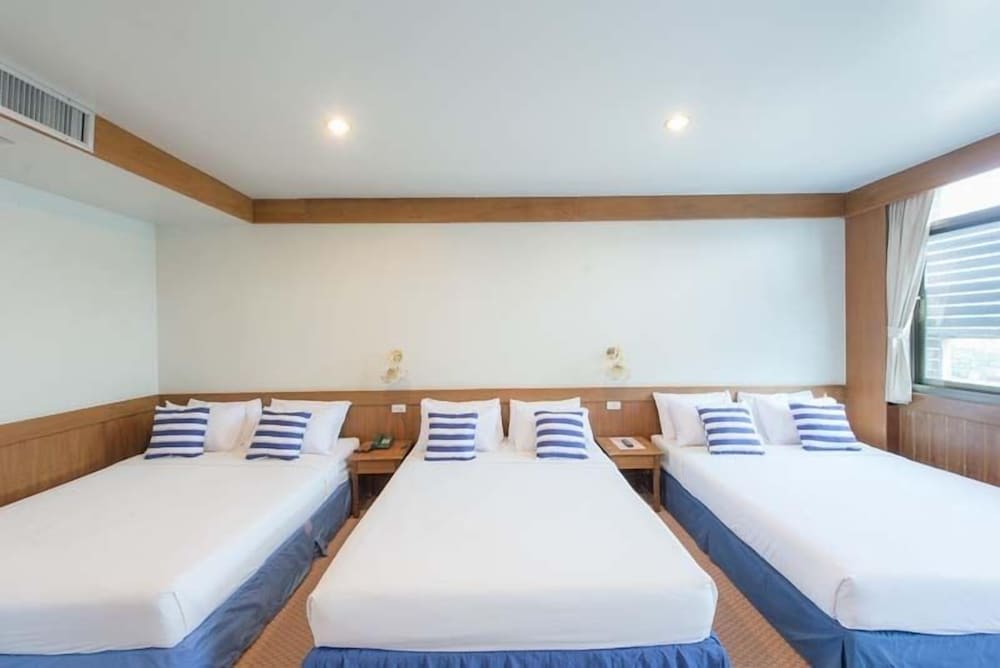 Фото Maldives Beach Resort