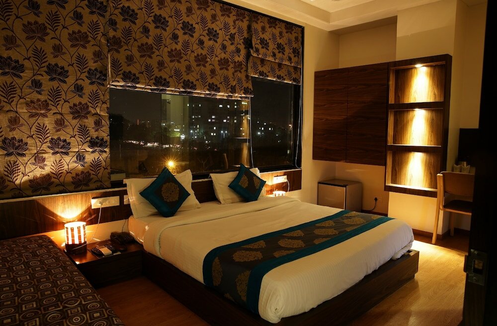 Фото отеля 2