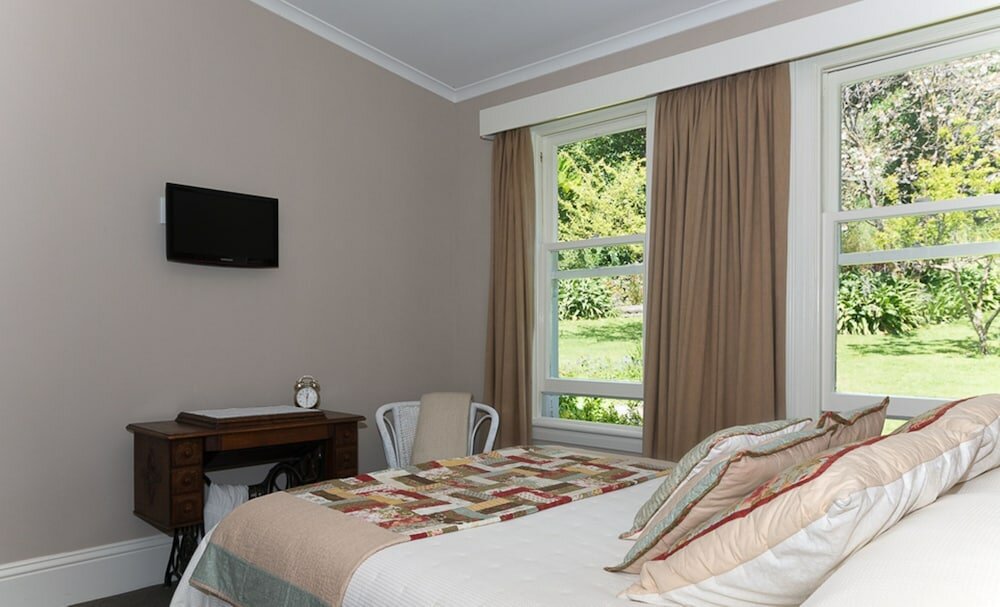 Фото The Point Bed & Breakfast