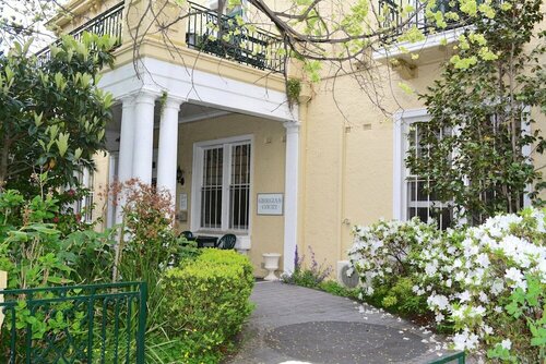 Гостиница Georgian Court Bed & Breakfast в Мельбурне