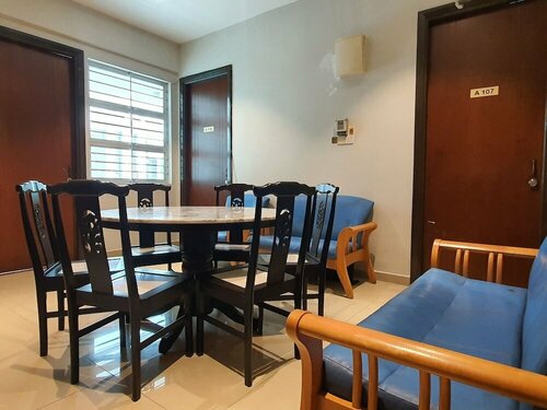 Гостиница Oyo 90435 Sena Home Homestay 819