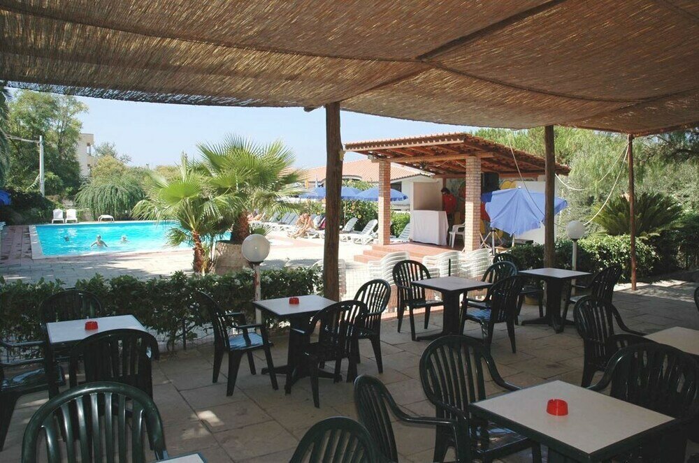 Фото Residence Limoneto Capo Vaticano