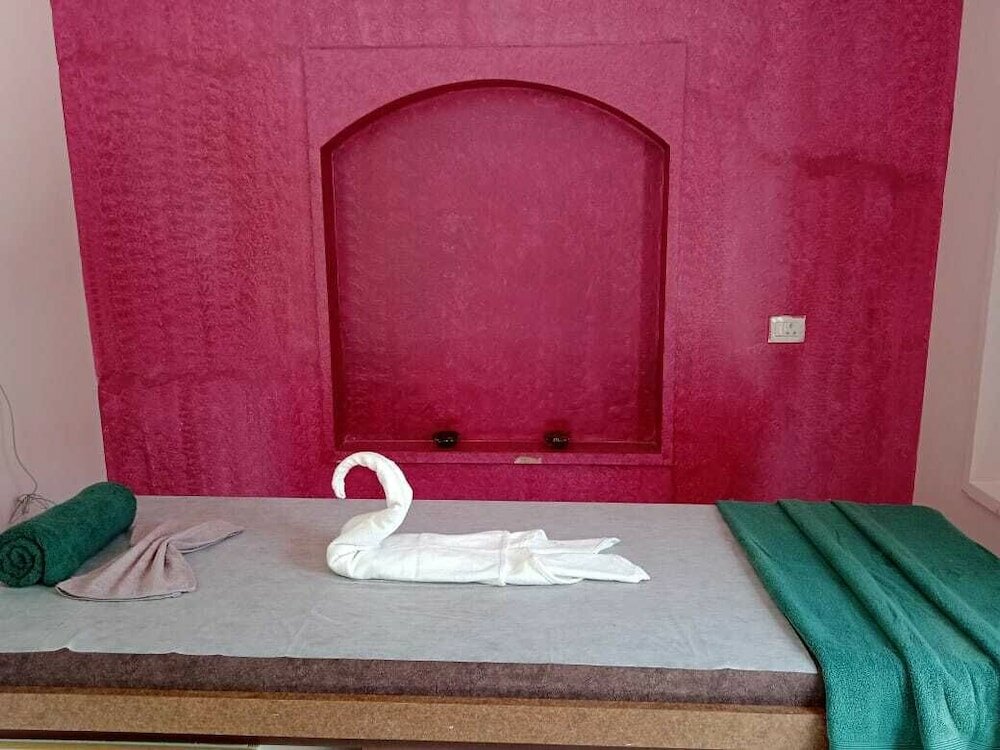 Фото Keshav Resort