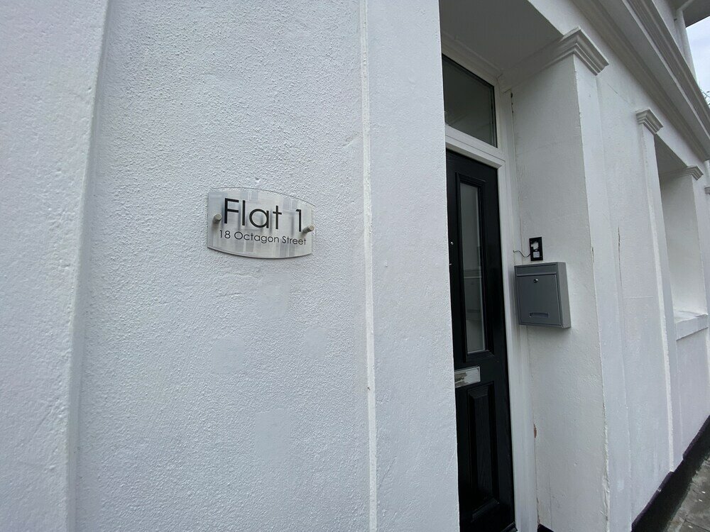 Фото Octagon Apartment 1