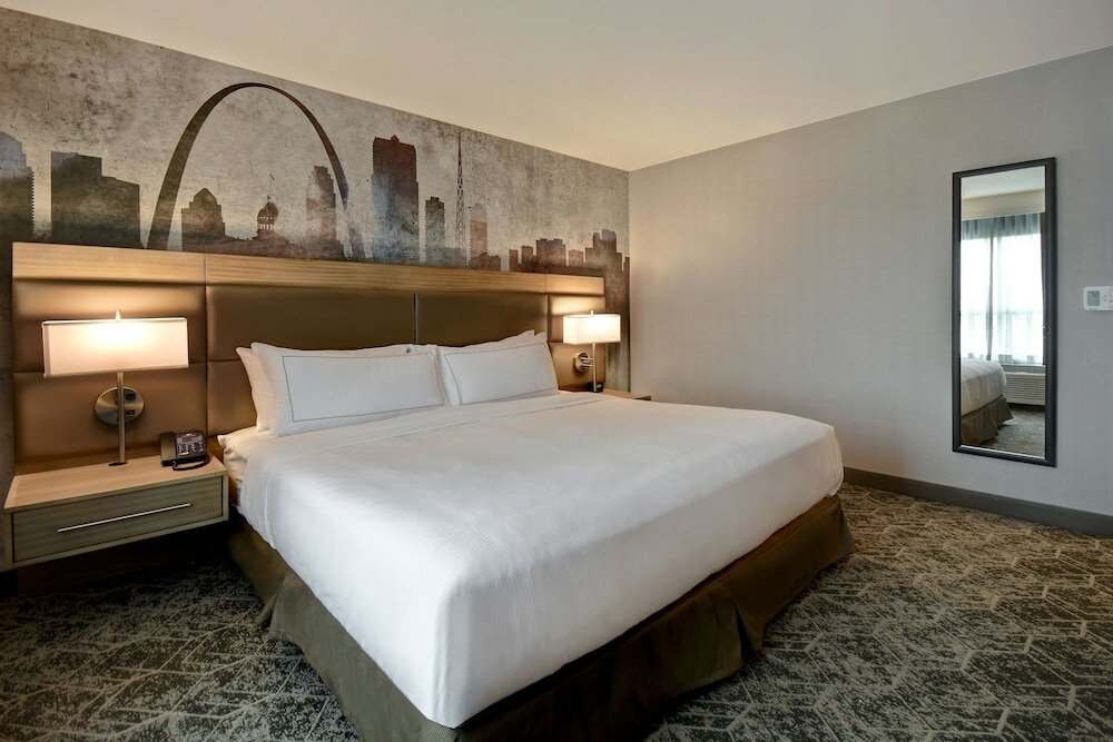 Фото DoubleTree by Hilton St. Louis Airport