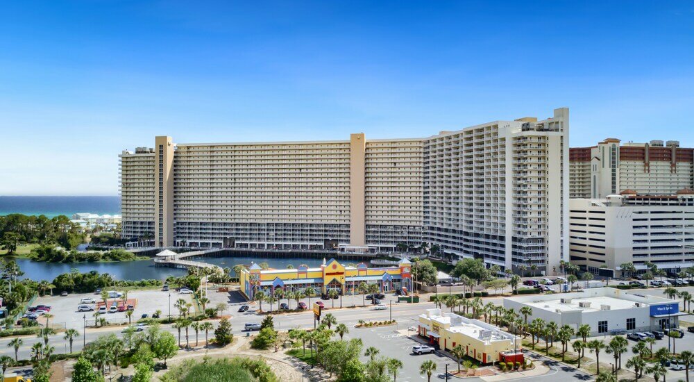 Фото Wharftown Beach and Golf