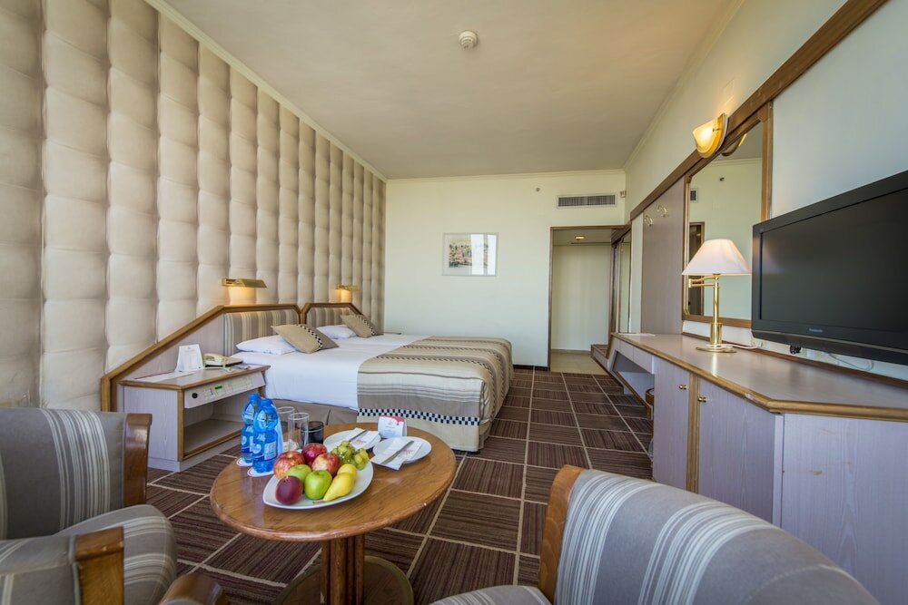 Фото Brown Jerusalem Hotel & Convention Center