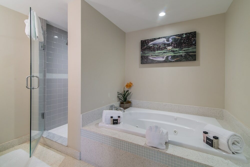 Фото Orchid Key Inn - Adults Only