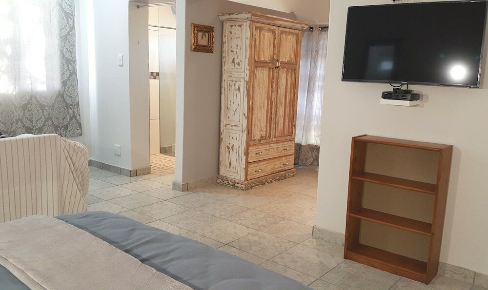 Фото 7 on Disa Self-catering Accommodation