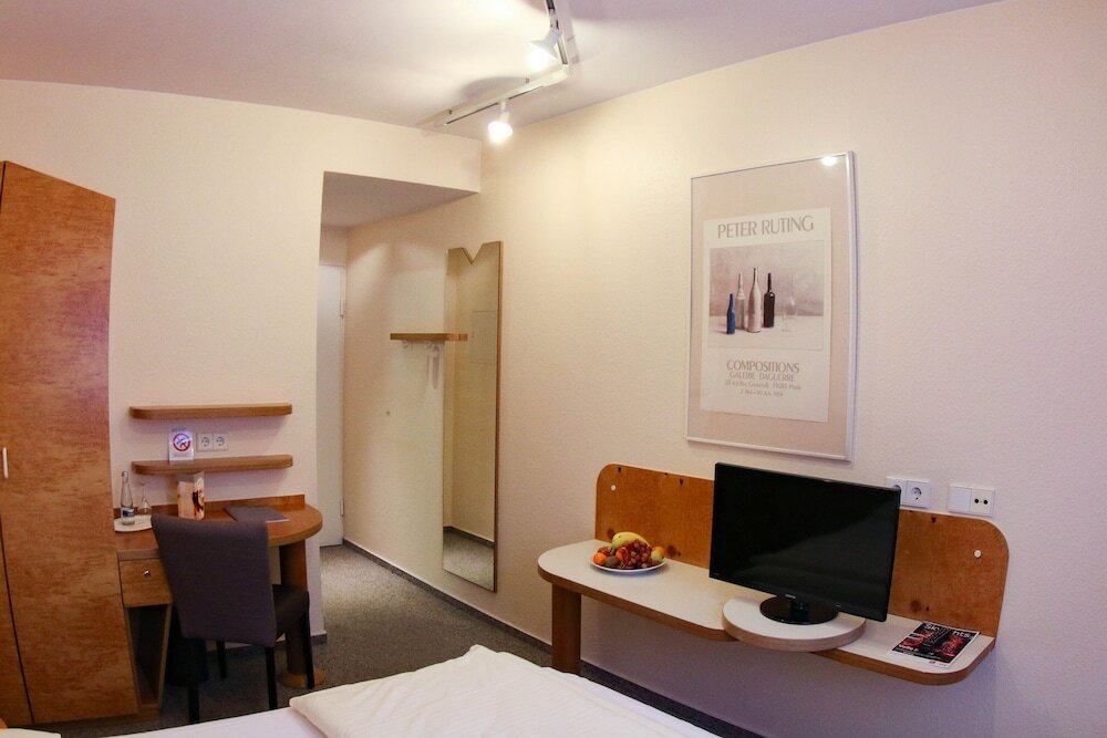 Фото Stadthotel Engel