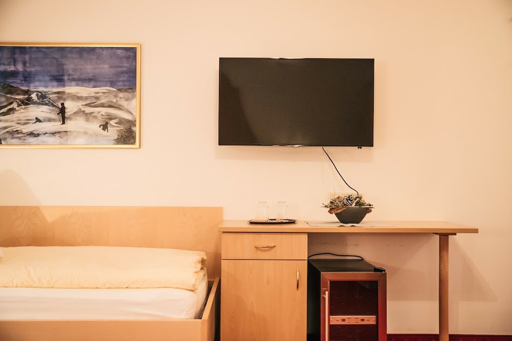 Фото Arlen Lodge Hotel