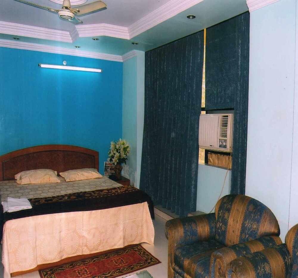 Фото Hotel Galaxy International