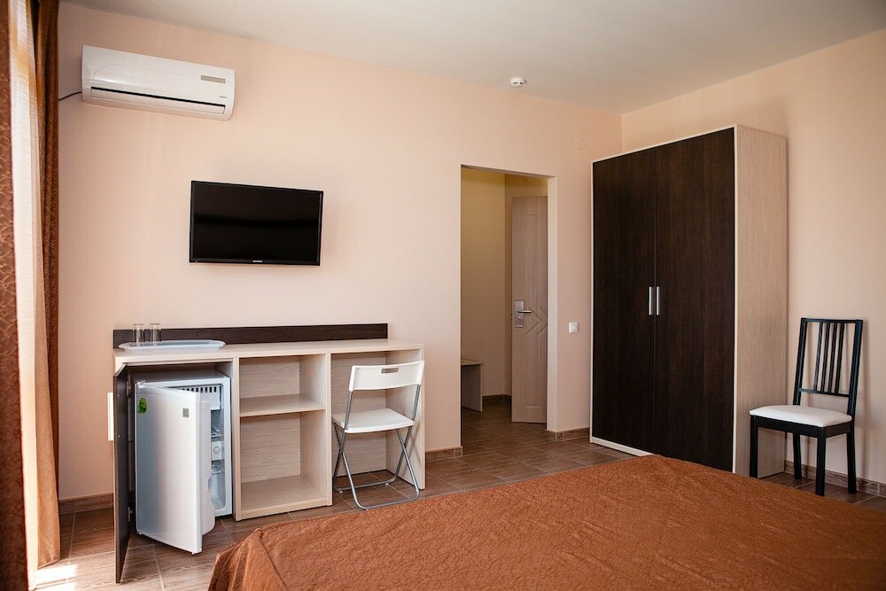 Фото Бусолей