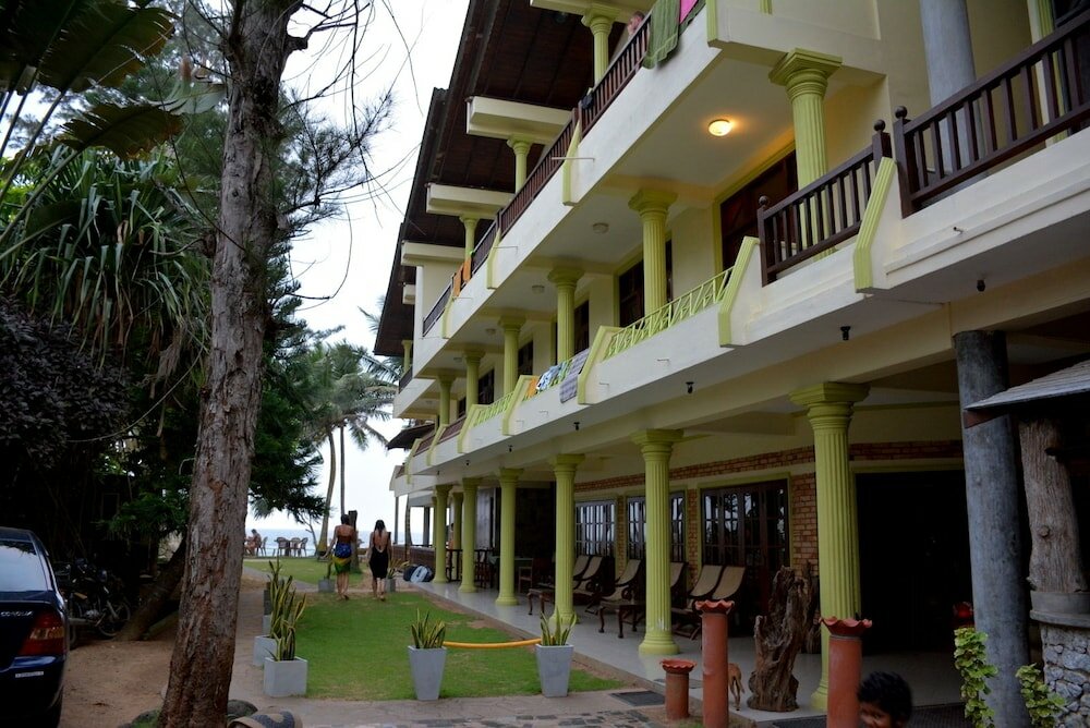 Фото Time N Tide Beach Resort
