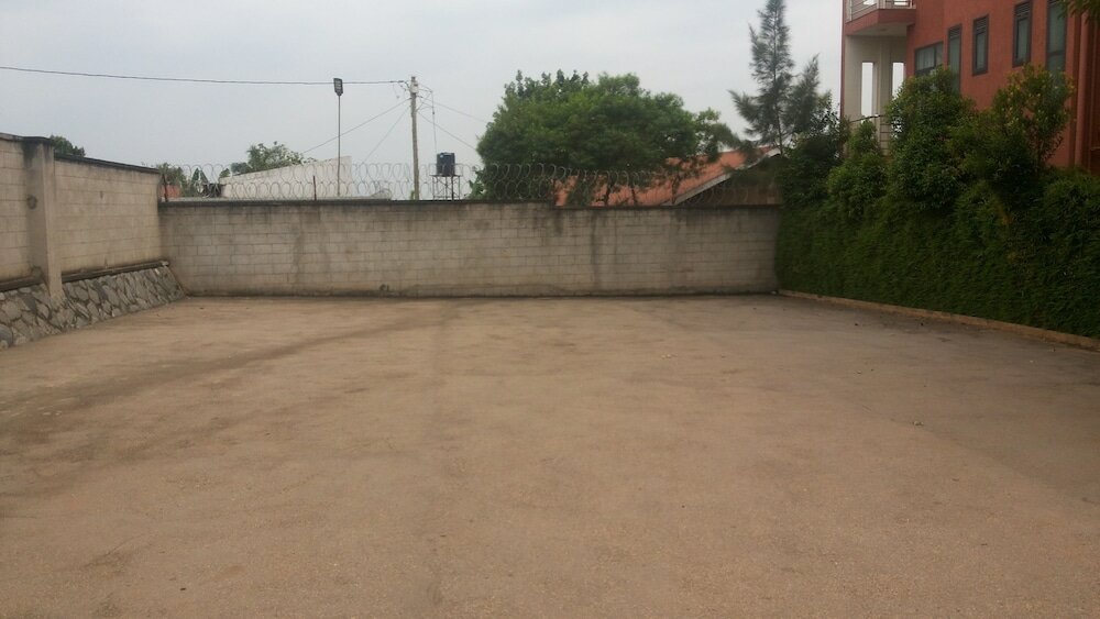 Фото Daks Hotel Kirinya