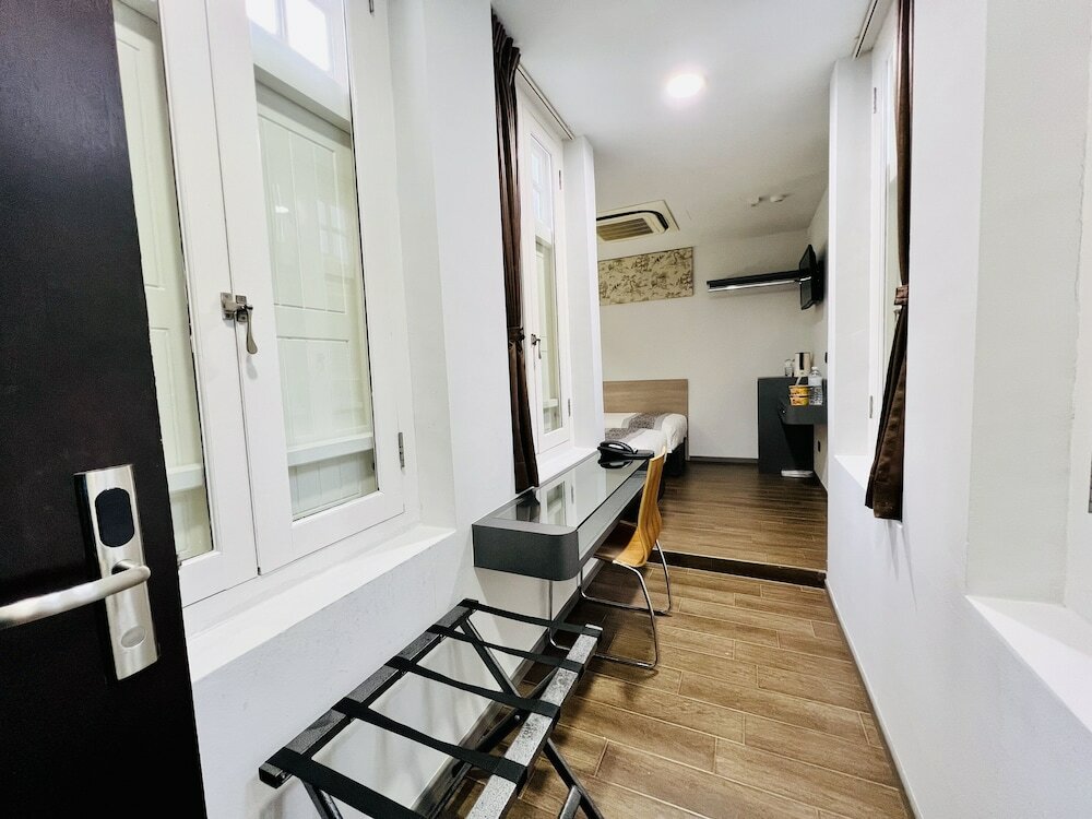 Фото Bliss Hotel Singapore