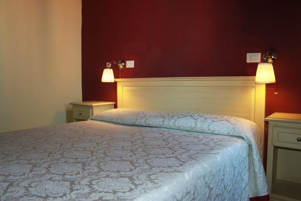 Фото Hotel Genzianella